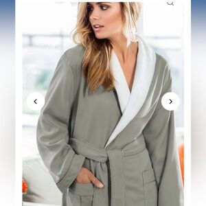 MAJESTIC SPA ROBE one size /tall $105